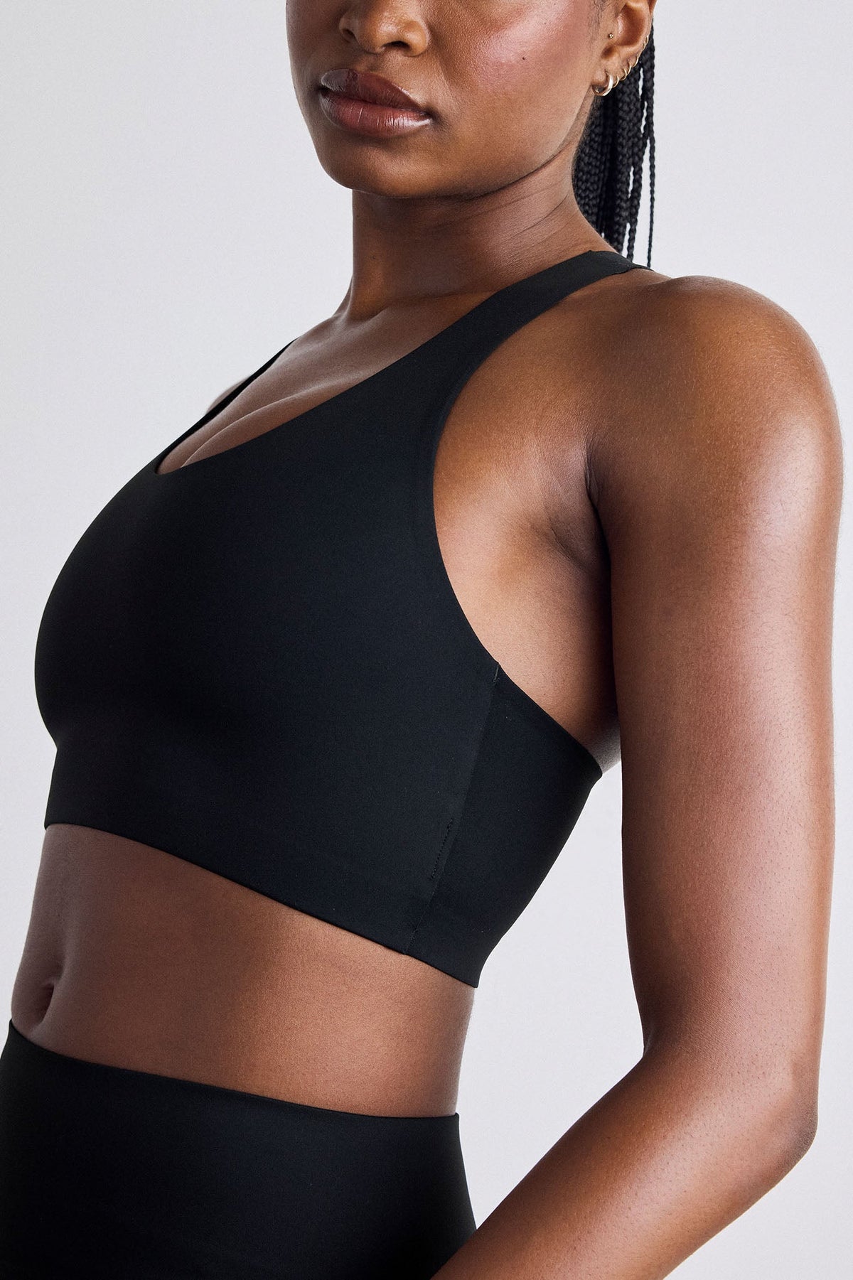 Base Sport – Racerback Top in Black